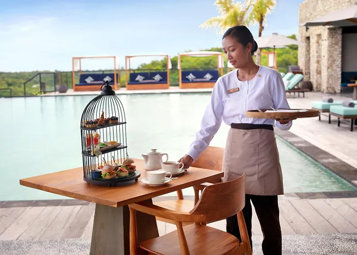 Maua Nusa Penida Bali リゾート