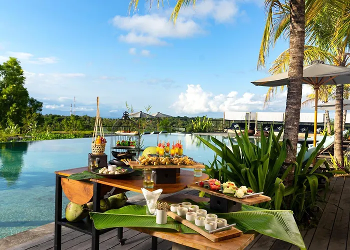 Maua Nusa Penida Bali リゾート 5*