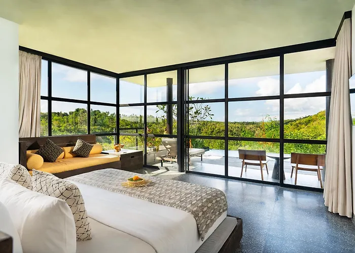 Maua Nusa Penida Bali リゾート 5*