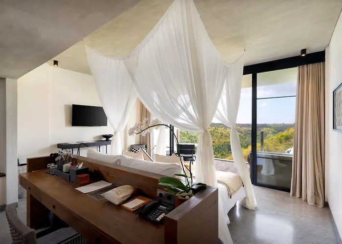 Maua Nusa Penida Bali