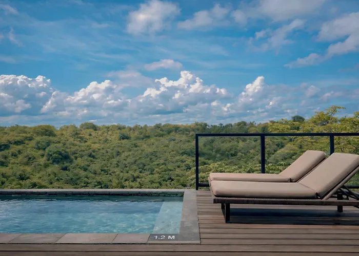 Maua Nusa Penida Bali リゾート