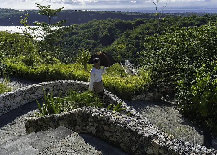 Maua Nusa Penida Bali 5* Sakti